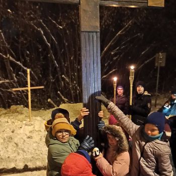 202312 Misje Święte